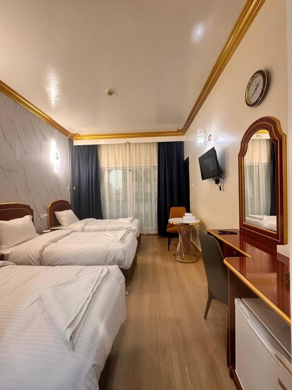 Galaxy Star Hotel Dubai Esterno foto