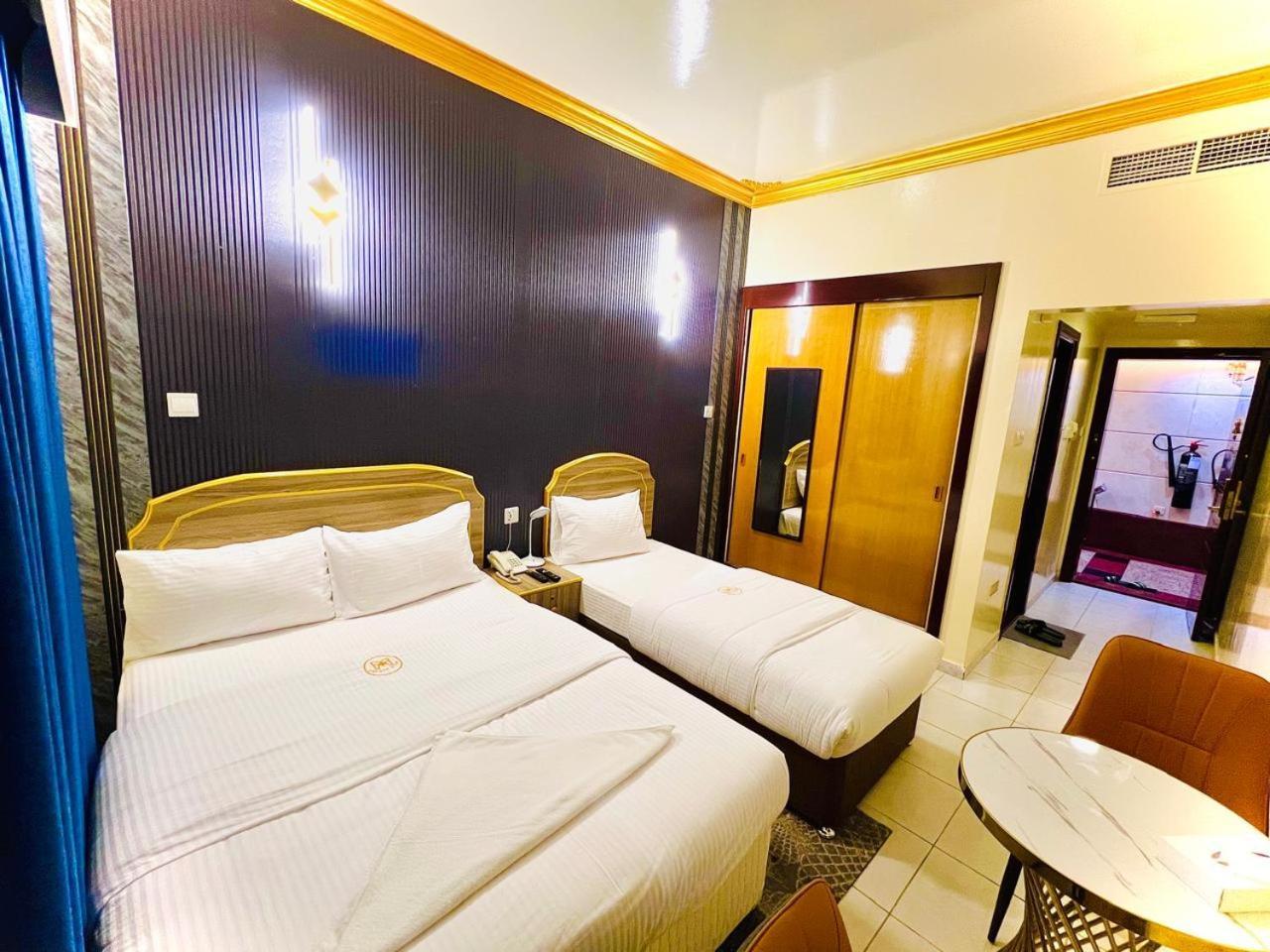 Galaxy Star Hotel Dubai Esterno foto