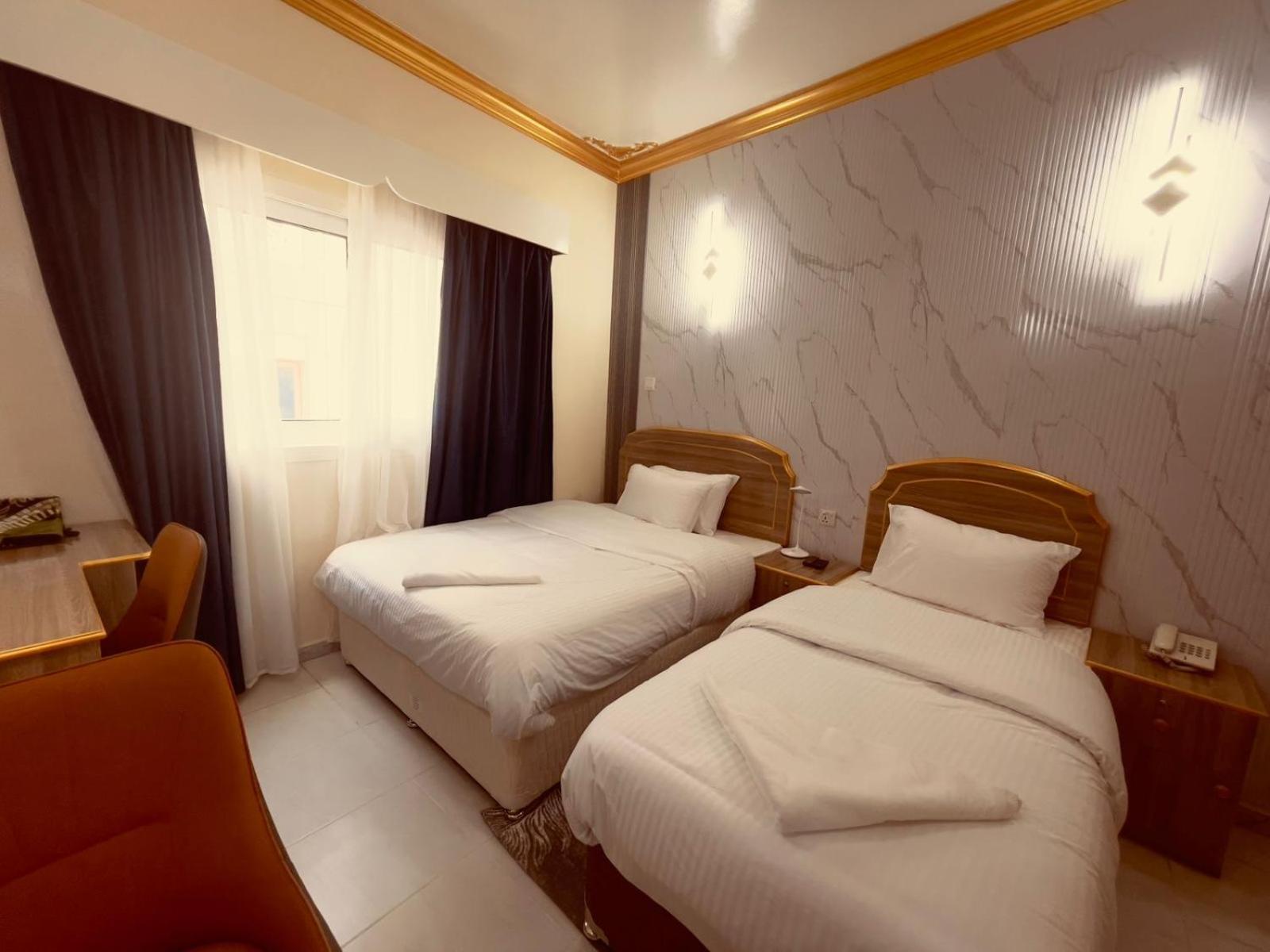 Galaxy Star Hotel Dubai Esterno foto