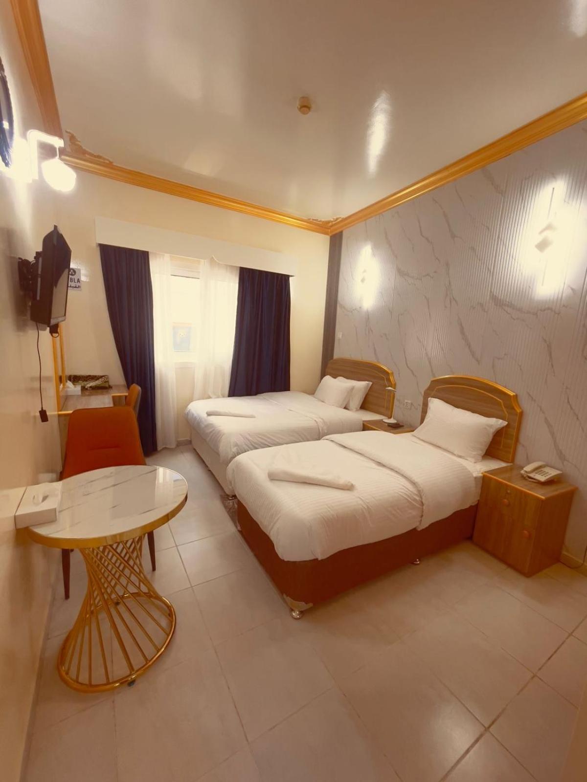 Galaxy Star Hotel Dubai Esterno foto