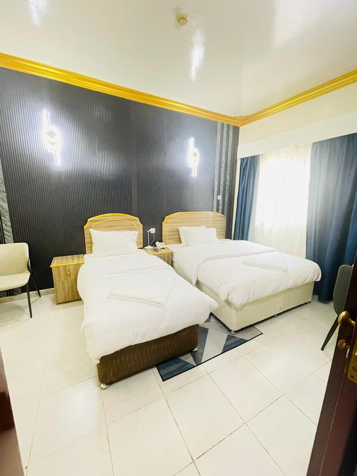 Galaxy Star Hotel Dubai Esterno foto