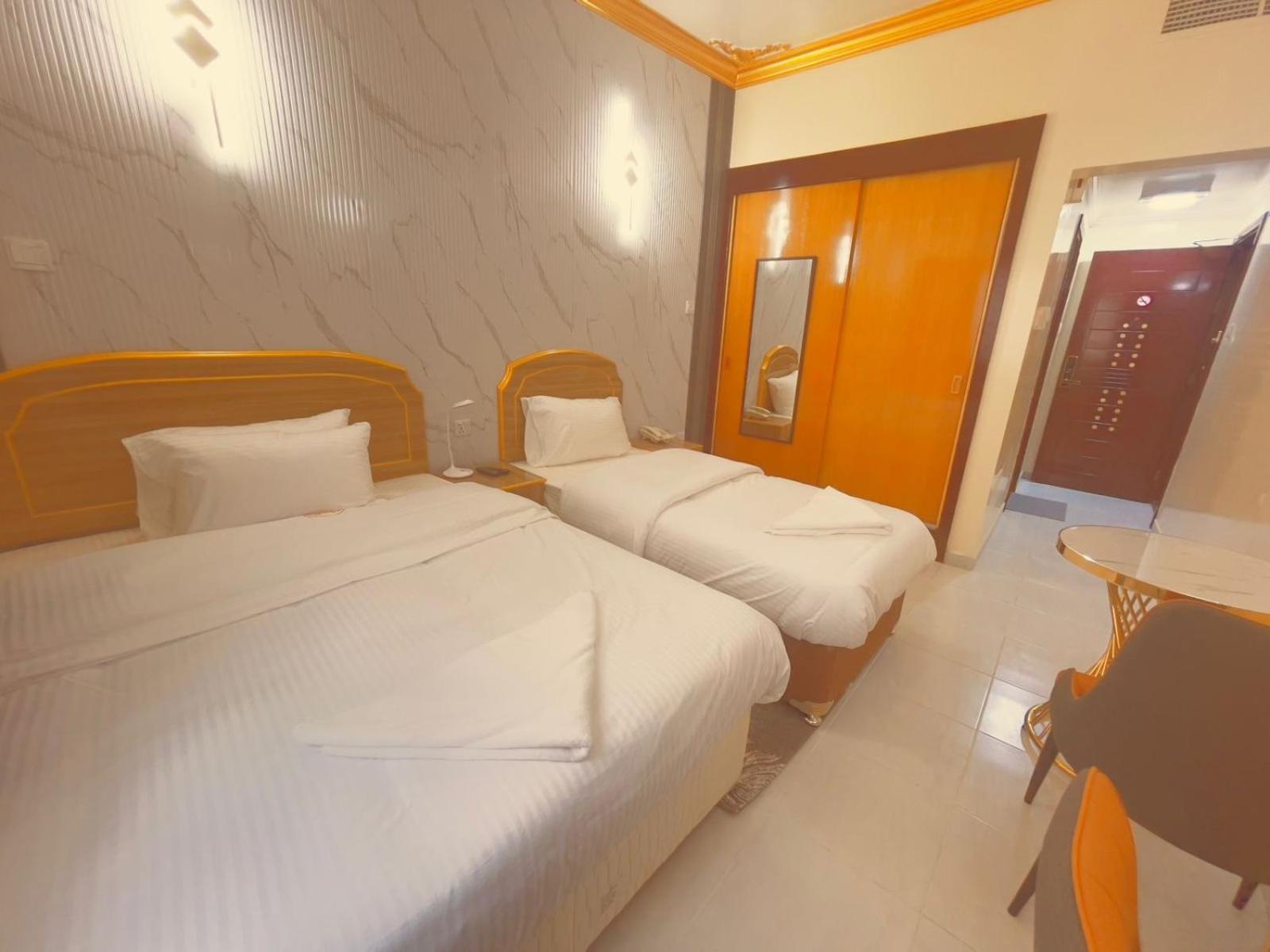 Galaxy Star Hotel Dubai Esterno foto
